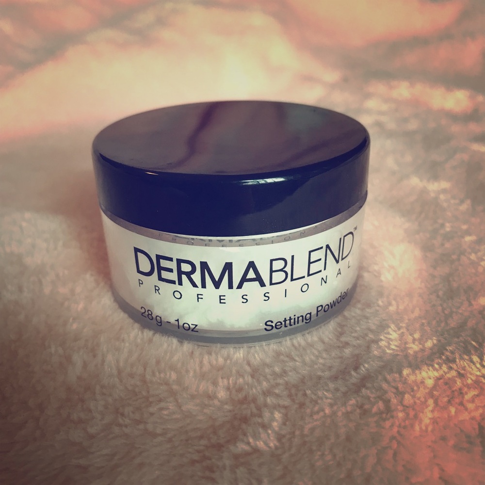 Dermablend setting powder